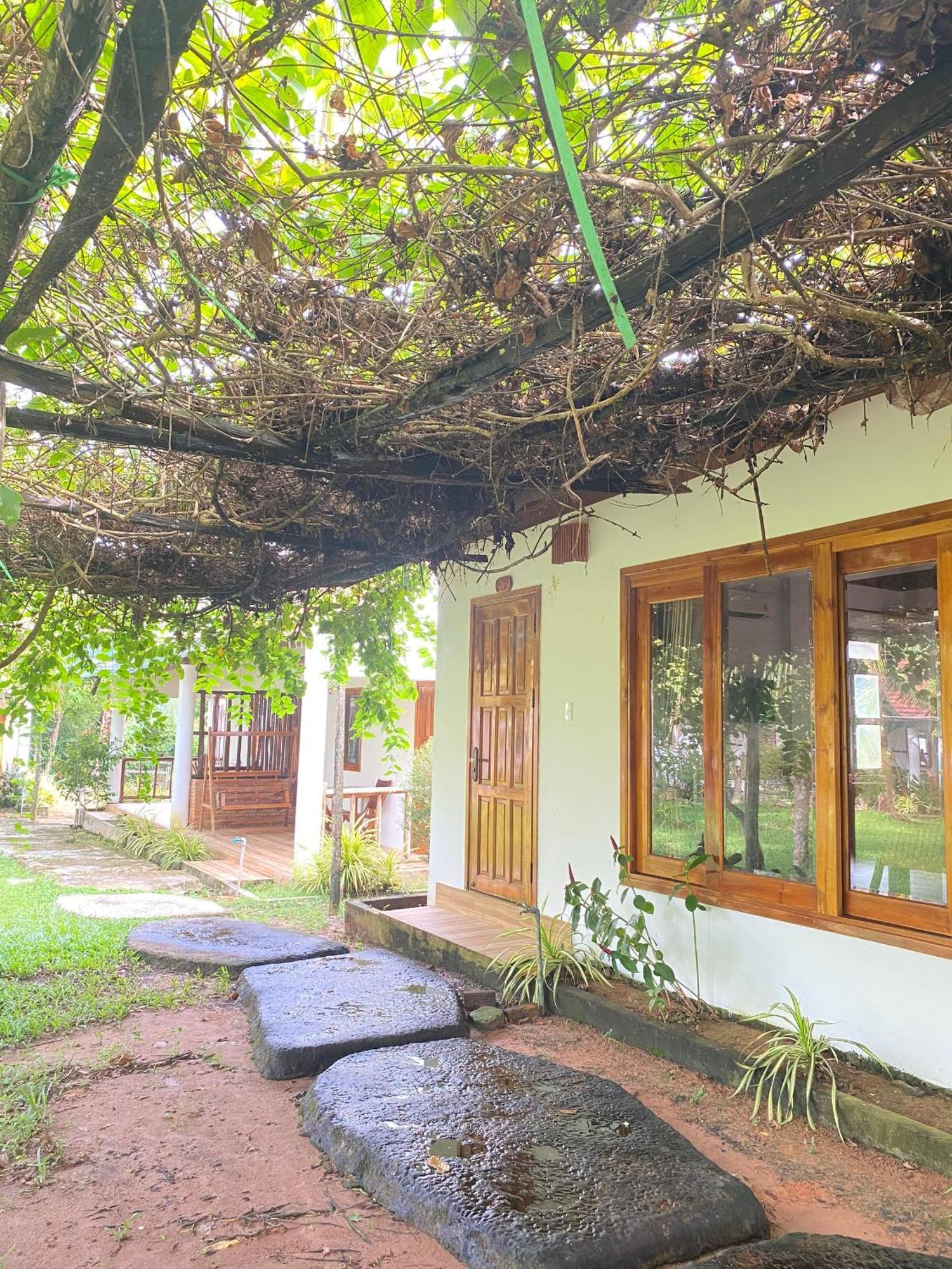 Y Nghia Bungalow Ong Lang Phu Quoc Extérieur photo